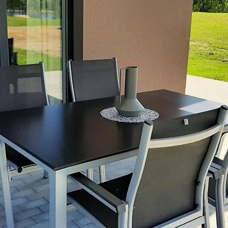 Vila Galadusis Prie Ezero Lazdijai Exteriér fotografie